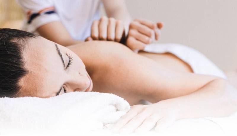 Soin et massage Renata Franca : remodelage et drainage lymphatique